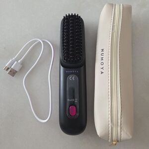 Numoya Black Hair Straightening Brush with Case
